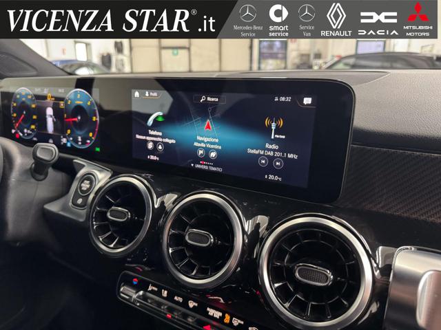 MERCEDES-BENZ GLB 200 usata, con Controllo automatico clima