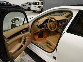 PORSCHE Panamera usata, con Airbag