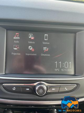 OPEL Crossland X usata, con Sedile posteriore sdoppiato