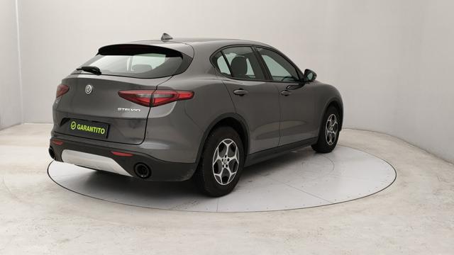 ALFA ROMEO Stelvio usata, con Alzacristalli elettrici