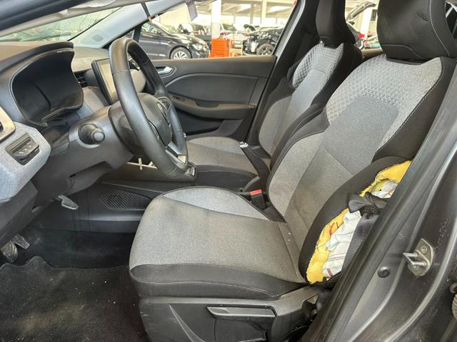 RENAULT Clio usata, con Park Distance Control