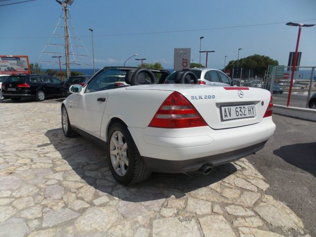 MERCEDES-BENZ SLK 200 usata 38