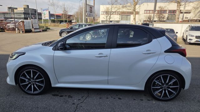 TOYOTA Yaris usata, con Airbag laterali