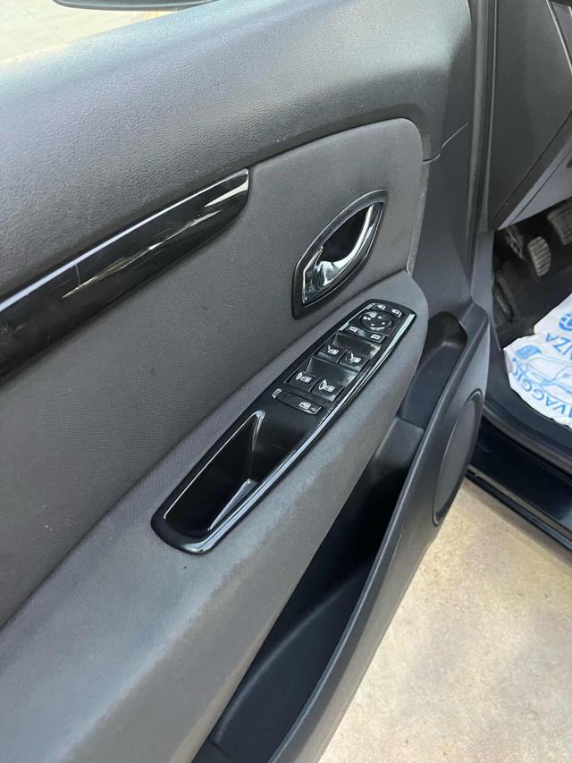 RENAULT Scenic usata, con Cruise Control