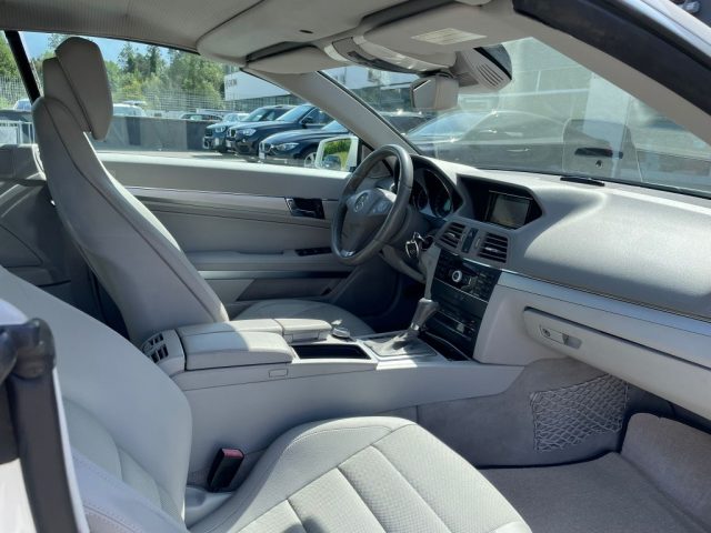 MERCEDES-BENZ E 220 usata, con Sensore di luce