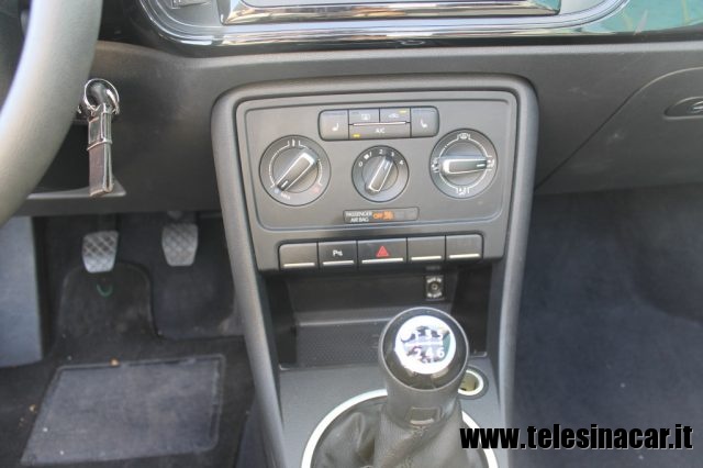 VOLKSWAGEN Maggiolino usata, con Cruise Control