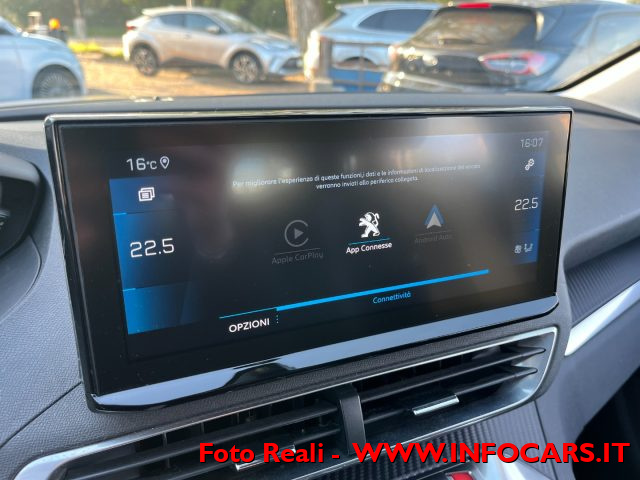 PEUGEOT 3008 usata, con Volante in pelle