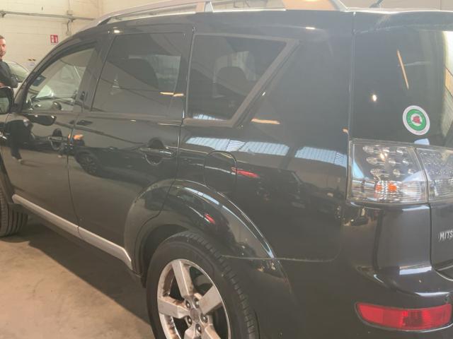 MITSUBISHI Outlander usata, con Alzacristalli elettrici