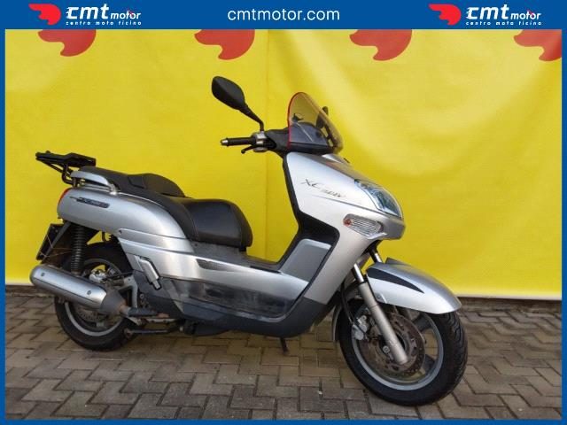 YAMAHA XC 300 Versity usata 0