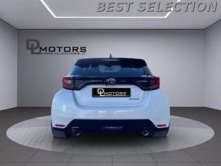 TOYOTA Yaris usata, con Fendinebbia