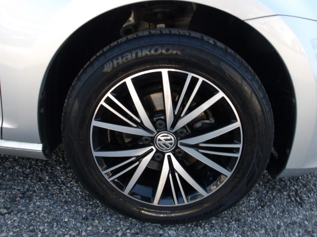 VOLKSWAGEN Golf usata, con Controllo trazione