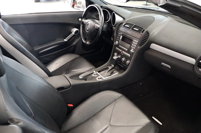 MERCEDES-BENZ SLK 200 usata, con Fendinebbia