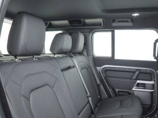 LAND ROVER Defender usata 4