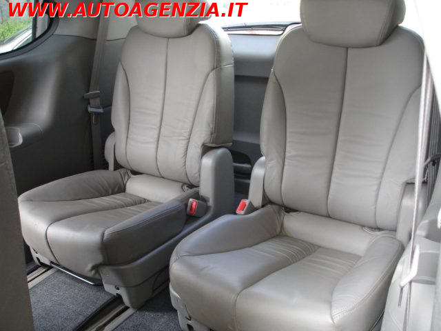 KIA Carnival usata 11