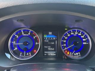 TOYOTA Hilux usata, con USB
