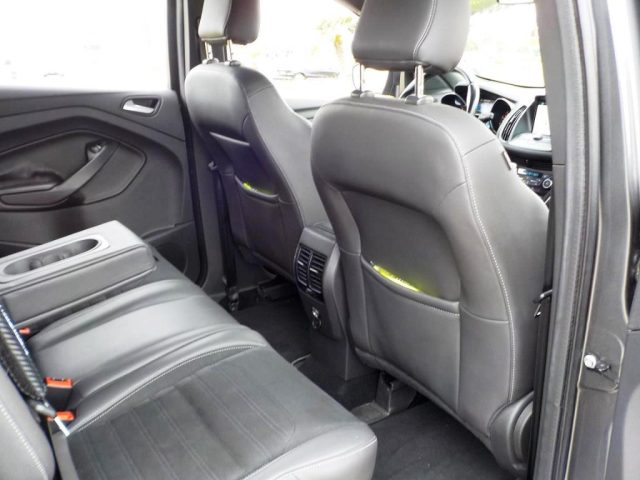 FORD Kuga usata, con Specchietti laterali elettrici