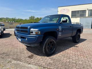 DODGE RAM RAM 5.9 V8 / SHORT CAB / 4X4 / GOMME 33