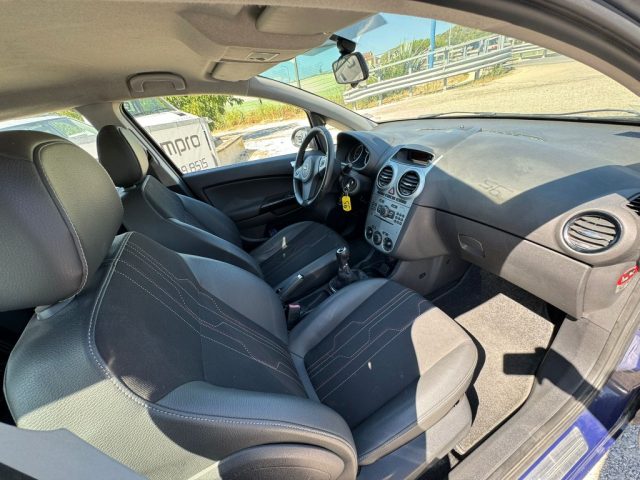 OPEL Corsa usata, con Climatizzatore