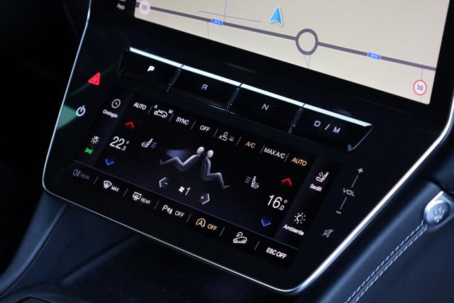 MASERATI Grecale usata, con Controllo trazione