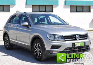 VOLKSWAGEN Tiguan usata, con Autoradio