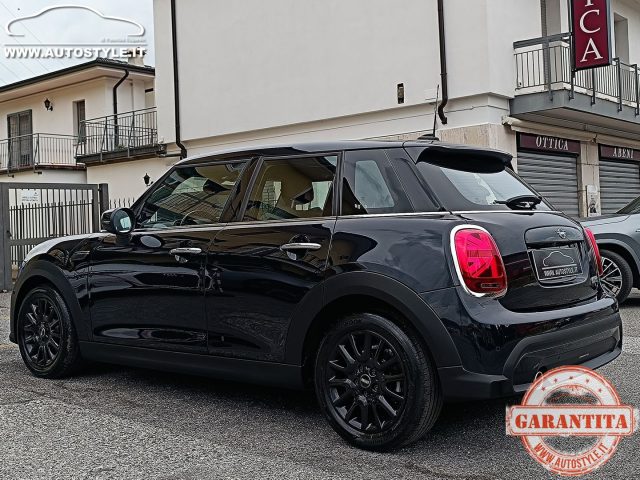 MINI Cooper usata, con Hill holder