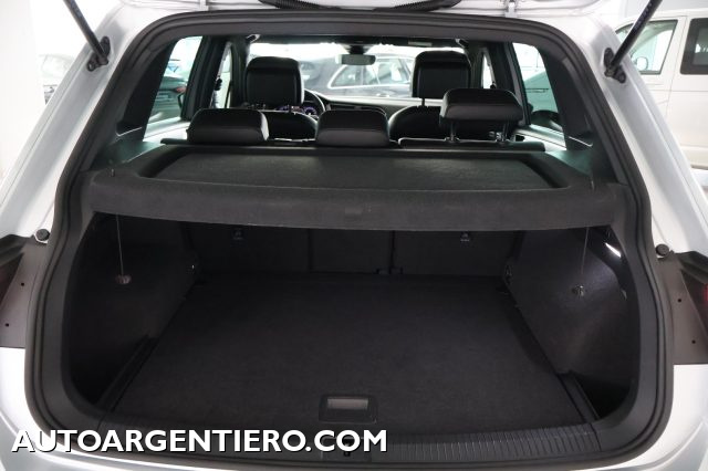 VOLKSWAGEN Tiguan usata, con Sensori di parcheggio posteriori
