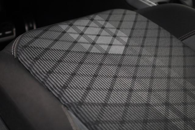 VOLKSWAGEN Taigo usata, con Isofix