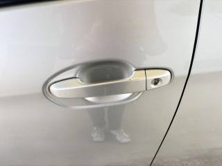 TOYOTA Verso-S usata, con Kit antipanne