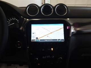 SUZUKI Vitara usata, con Sedili riscaldati