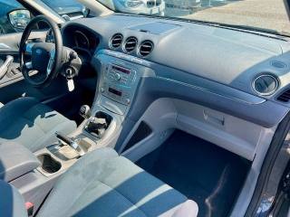 FORD S-Max usata, con Volante multifunzione