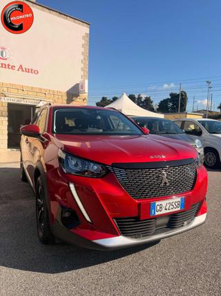 PEUGEOT 2008 usata, con Airbag