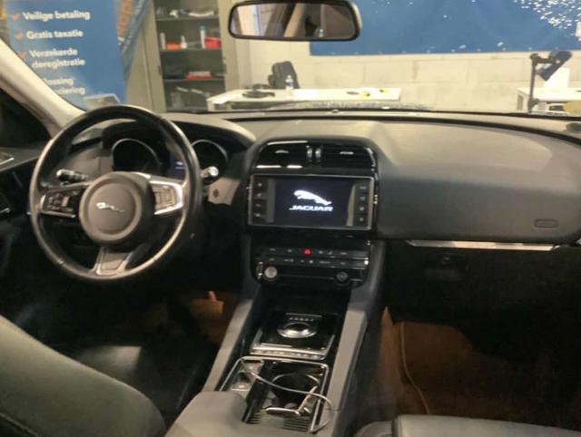 JAGUAR F-Pace usata, con Climatizzatore