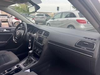 VOLKSWAGEN Golf usata, con Controllo trazione