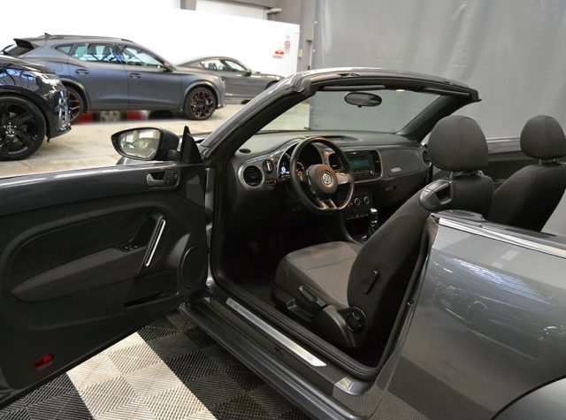 VOLKSWAGEN Maggiolino usata, con Airbag