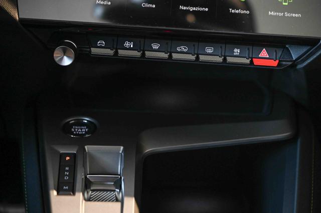 PEUGEOT 308 usata, con Sistema di navigazione