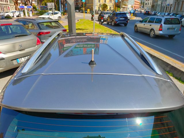 RENAULT Clio usata, con Sensori di parcheggio posteriori