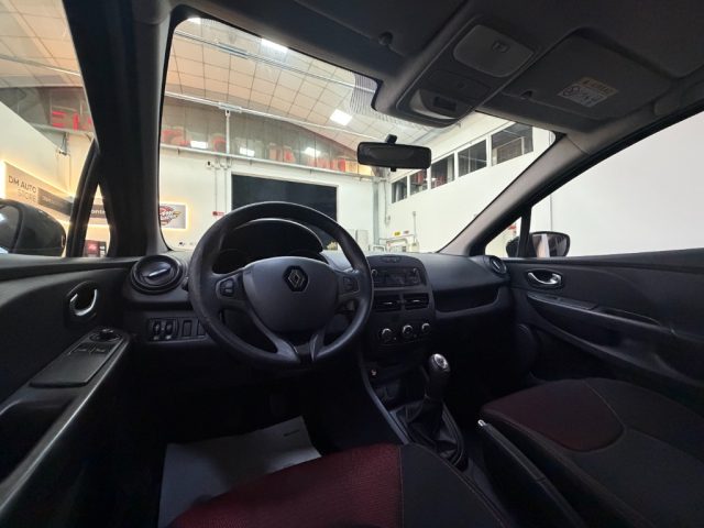 RENAULT Clio usata, con Sedile posteriore sdoppiato