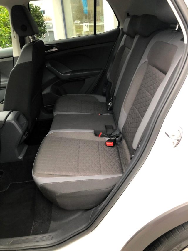 VOLKSWAGEN T-Cross usata, con Isofix