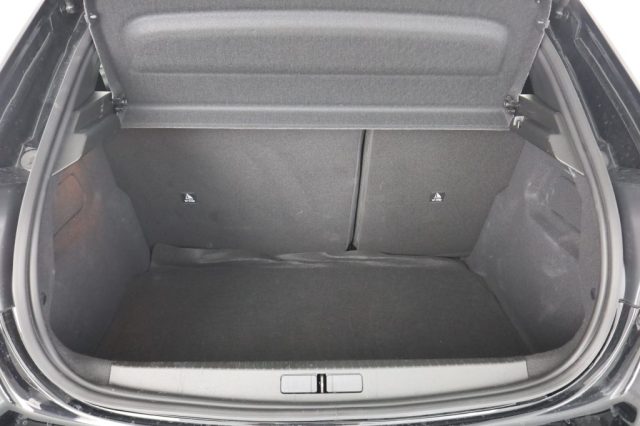 PEUGEOT 208 usata 5