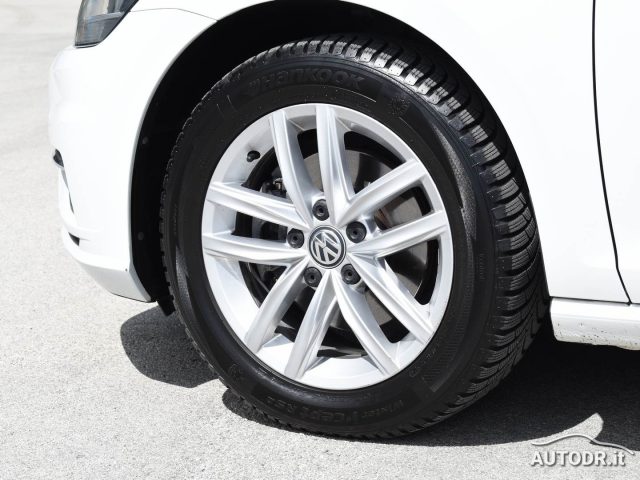 VOLKSWAGEN Golf Variant usata, con Cruise Control
