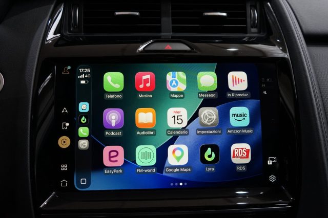 JAGUAR E-Pace usata, con Cruise Control