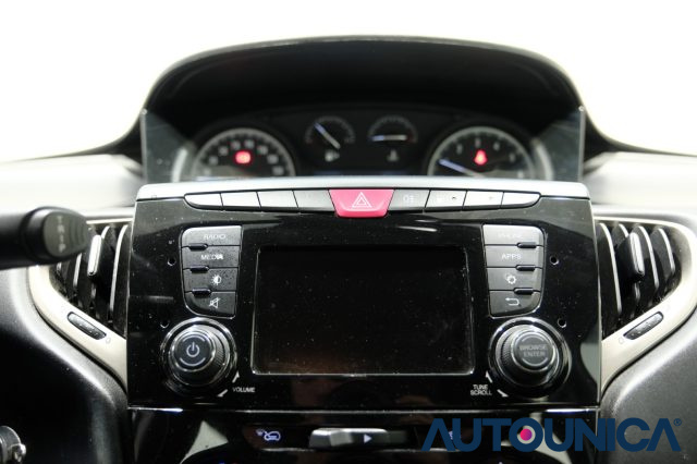 LANCIA Ypsilon usata, con Airbag testa