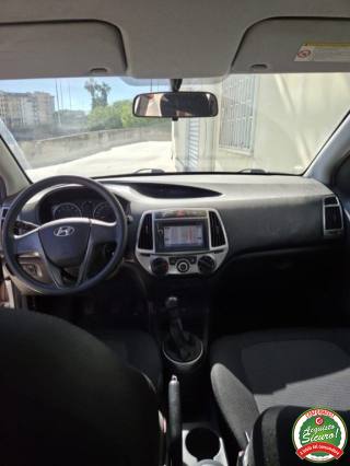 HYUNDAI i20 usata, con Chiusura centralizzata