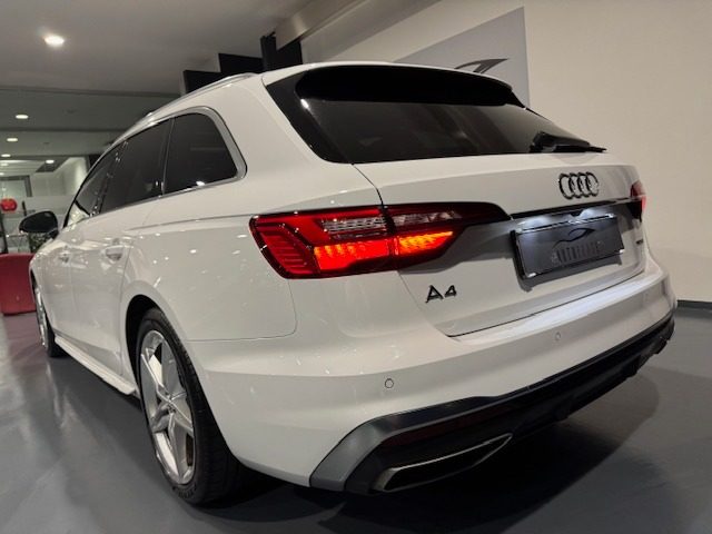 AUDI A4 usata, con Airbag Passeggero