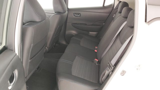 NISSAN Leaf usata, con Volante in pelle