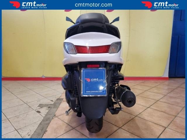 YAMAHA Majesty 400 usata 4