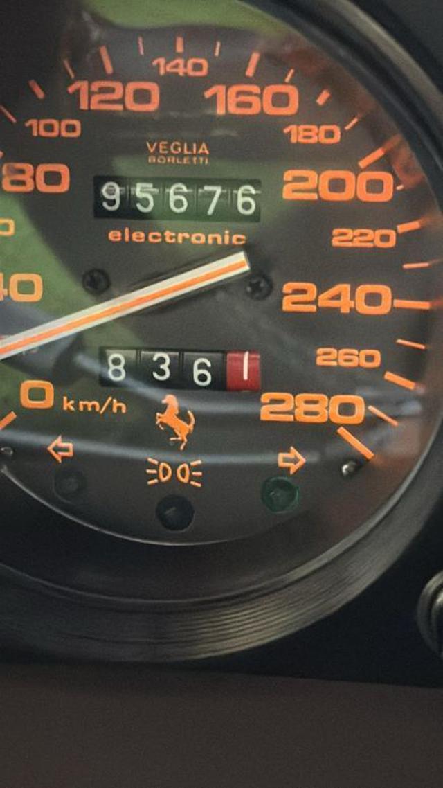 FERRARI 328 usata 21