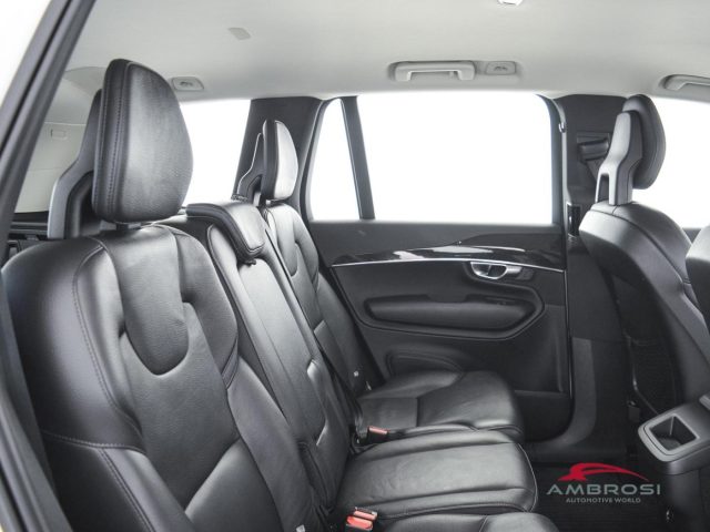 VOLVO XC90 usata 10