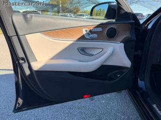 MERCEDES-BENZ E 300 usata, con Interni in pelle