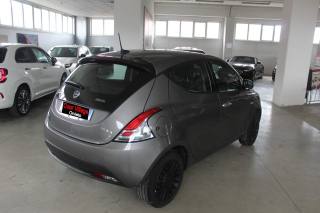 LANCIA Ypsilon usata, con Airbag Passeggero